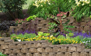 retaining wall hardscaping sample