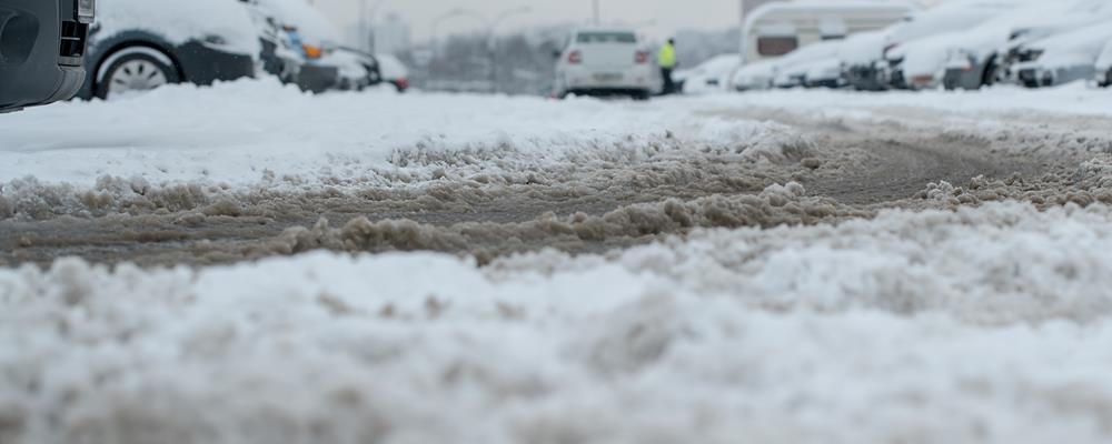 Why Should You Hire a Commercial Snow Plowing Services in Maryland?